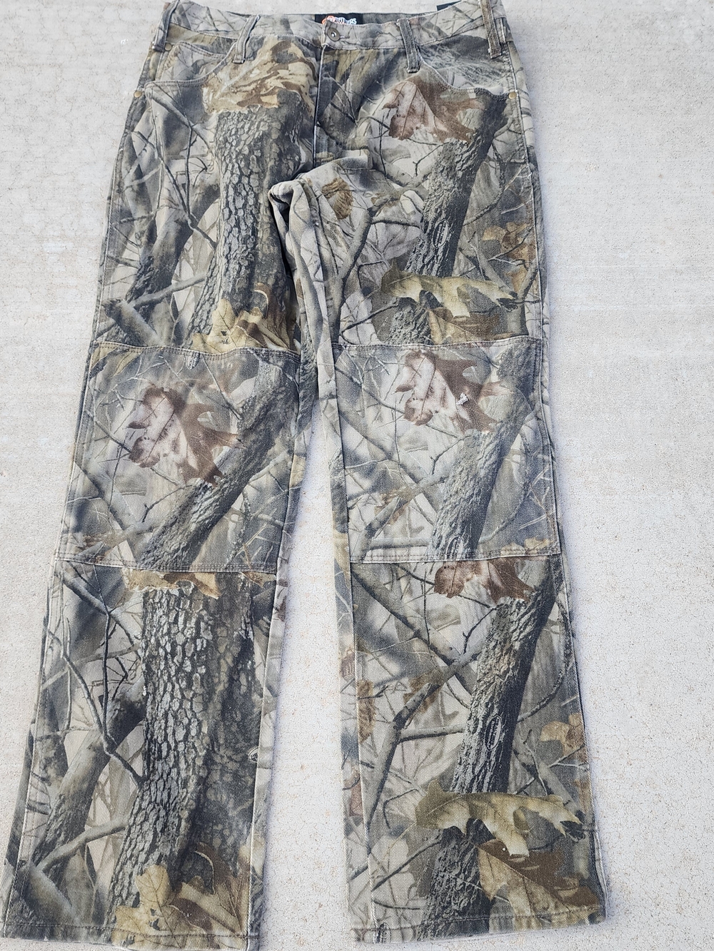 Outfitters Ridge Realtree Hardwoods Camo Hunting Utility Jeans Pants, Mens 34